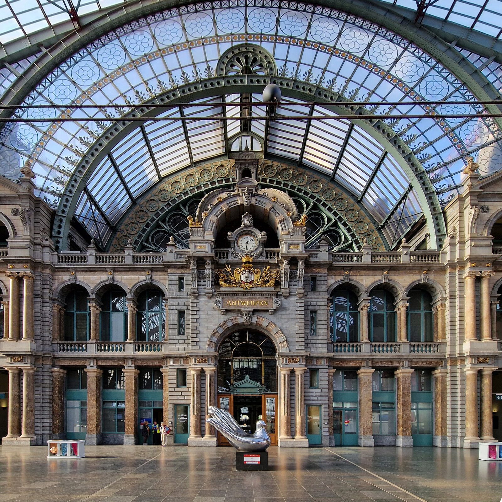 La arquitectura ferroviaria de la Estación Central de Amberes