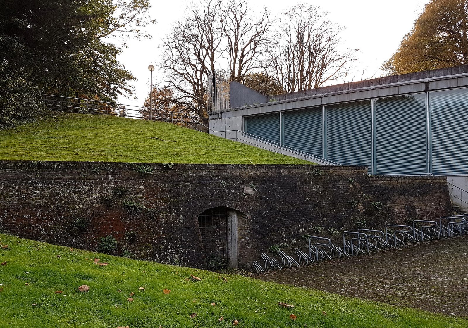 Maastricht's Defensive Walls
