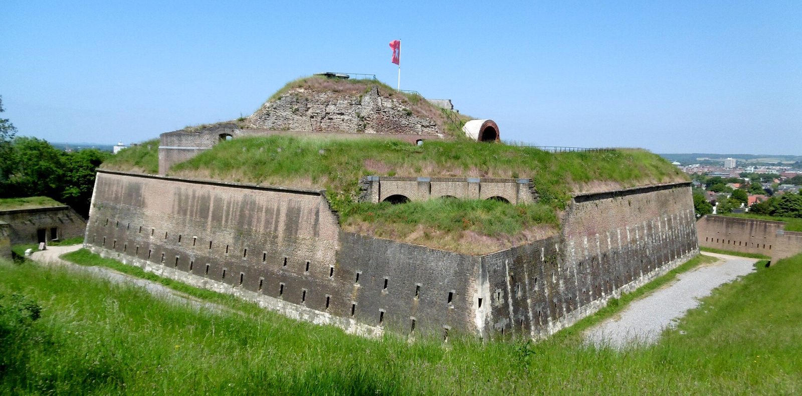 Monuments and Milestones of Maastricht