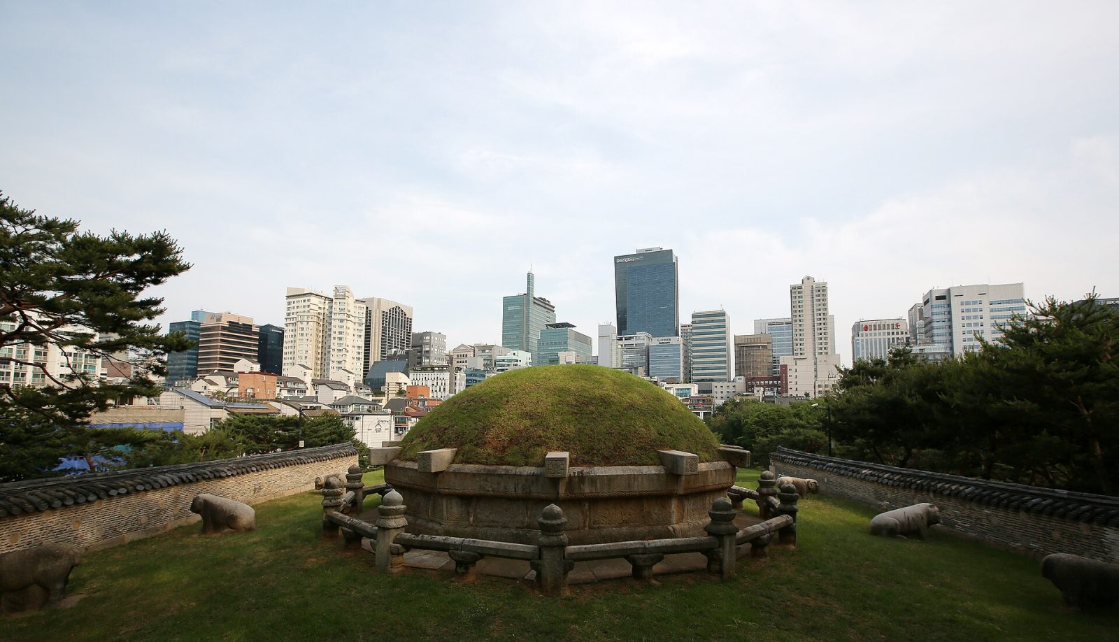 Seoul’s Royal Tombs at Samneung Park