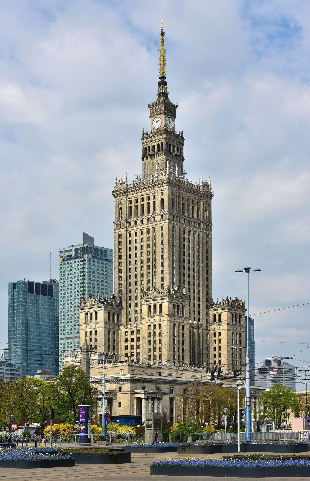 Warsaw: Memory, Culture and Civic History