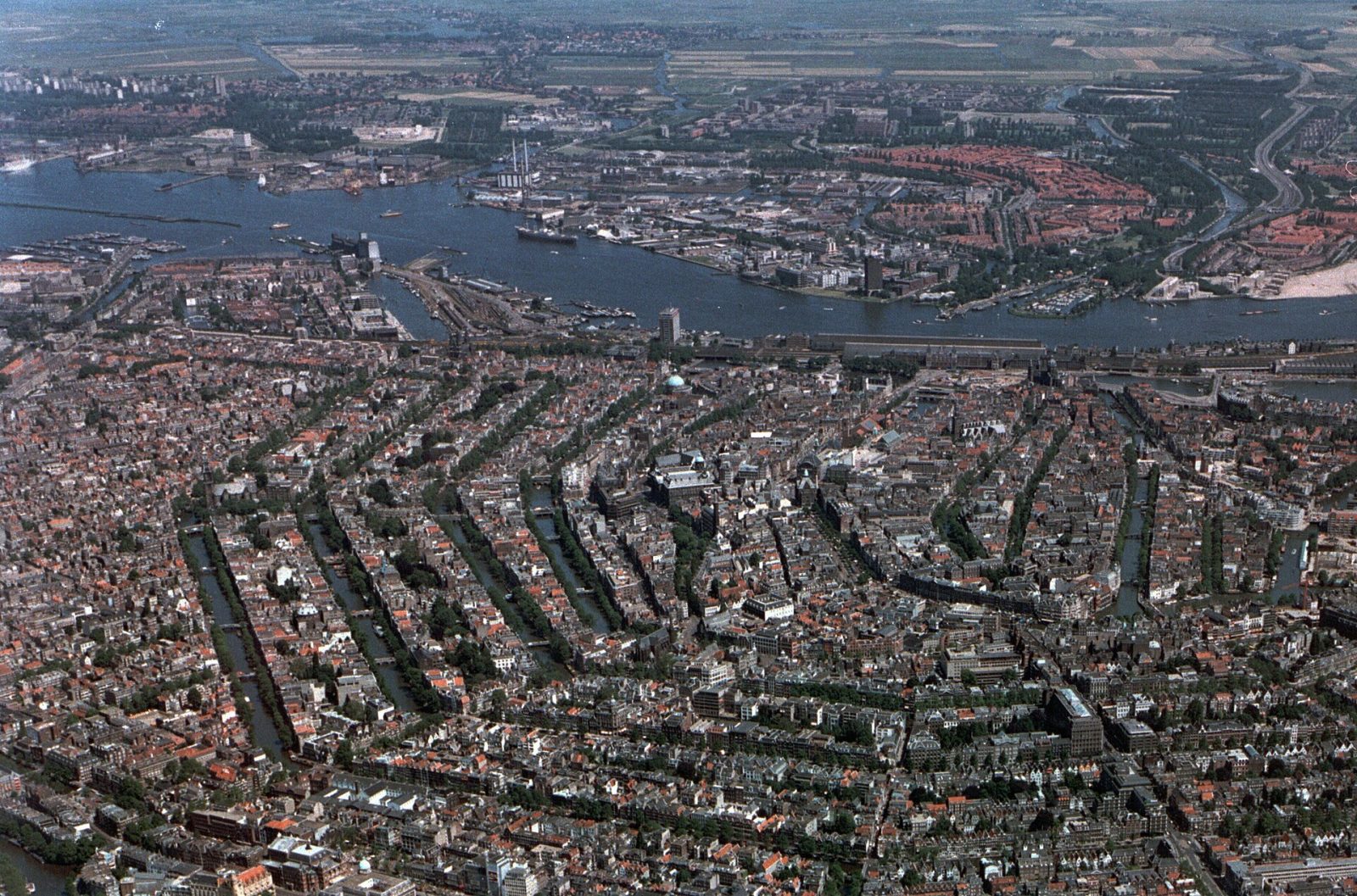 Amsterdam History and Monuments